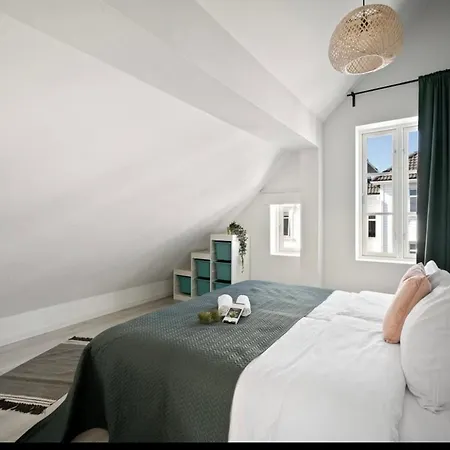 A Place To Stavanger, 3 * Stavanger