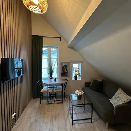 A Place To Stavanger, 3